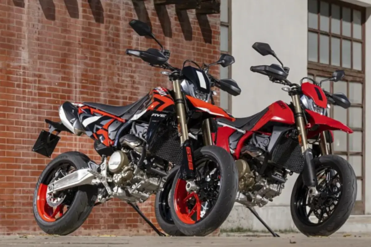 杜卡迪单缸来袭！Hypermotard 698 Mono能否击败KTM 690？你敢玩吗？