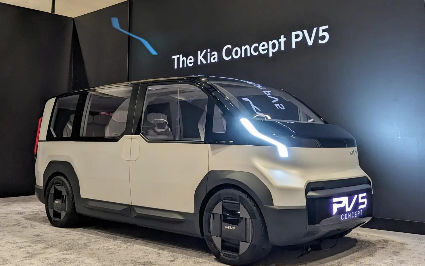 起亚PV5概念车亮相CES预示其将于2025年投产的电动中型MPV